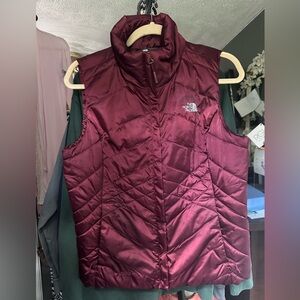 women’s north face vest